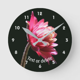 Reloj Redondo Mediano Flor Roja En Luz Solar Personalizada