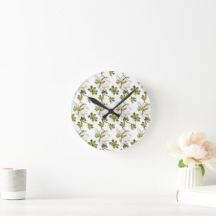 Reloj Redondo Mediano Flores blancas hojas verdes