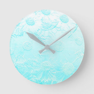 Reloj Redondo Mediano Flores grabado en relieve azules de hielo