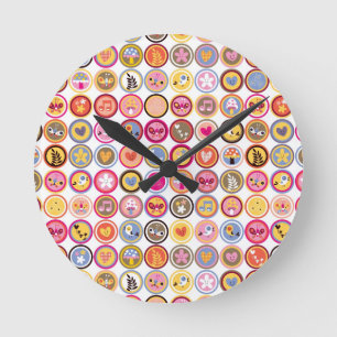 Reloj Redondo Mediano flores lindas, pájaros, patrón de corazones