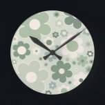 Reloj Redondo Mediano Flores Retro Sage Green Abstract Floral<br><div class="desc">Flores retro: arte floral - patrón de flor verde sabio.</div>