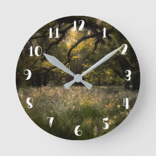 Reloj Redondo Mediano Flores Rústicas Románticas del Encantado Bosque Fl