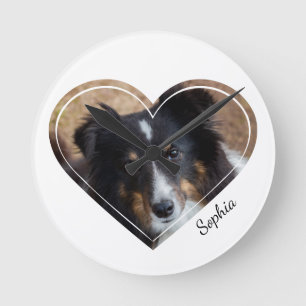Reloj Redondo Mediano Foto de mascota con forma de corazón personalizada