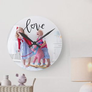 Reloj Redondo Mediano Foto de niños con superposición de texto de amor