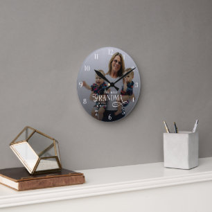 Reloj Redondo Mediano Foto Personalizada de la Mejor Abuela Moderna