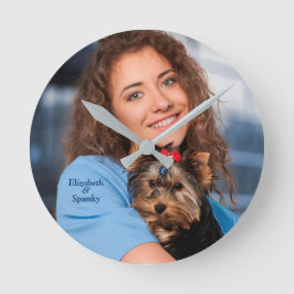 Reloj Redondo Mediano Foto personalizada de Mascotas de madres de perro