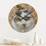 Reloj Redondo Mediano Foto personalizado personalizada<br><div class="desc">Sube una foto y crea fácilmente tu reloj de pared de fotos personalizado. Puede TRANSFERIR este DISEÑO a otros productos de Zazzle y ajustarlo para que se ajuste a la mayoría de los artículos de Zazzle. Los diseños de Standard Studio se realizan en gráficos vectoriales de alta resolución para una...</div>