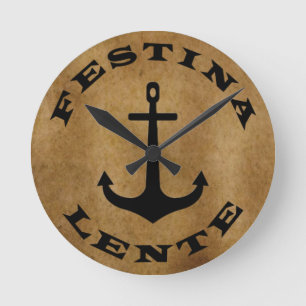 Reloj Redondo Mediano Frase latina Festina lente