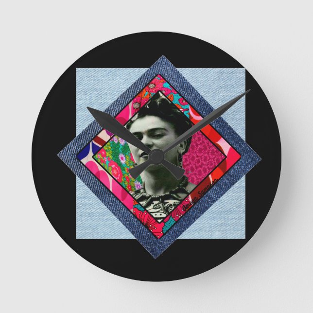 Reloj Redondo Mediano Frida Kahlo Retro Pink Denim (Anverso)