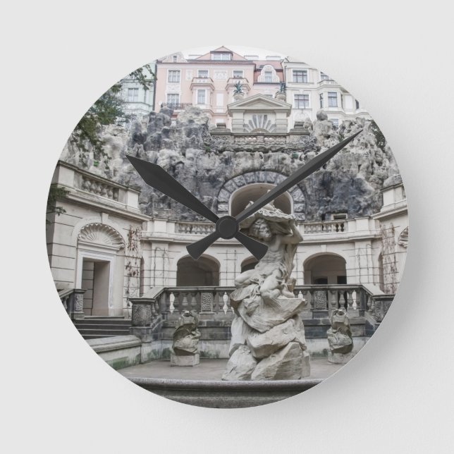 Reloj Redondo Mediano Fuente con estatua de Neptuno en Praga (Anverso)