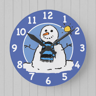 Reloj Redondo Mediano Fun Winter Snowman Cartoon Design.