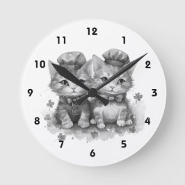 Reloj Redondo Mediano Gatitos blancos y negros con corbata de arco y gor