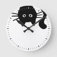 Gato negro que mira al revés