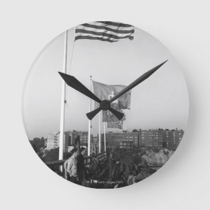 Reloj Redondo Mediano Gente en blanqueadores