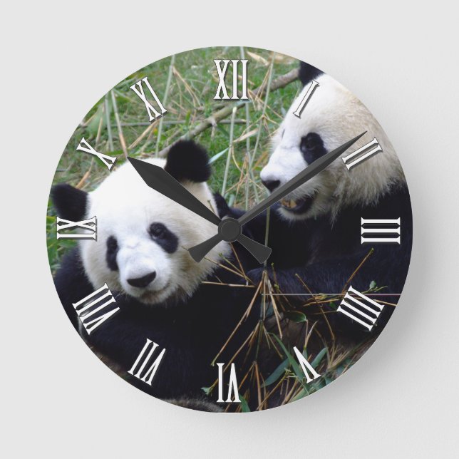 Reloj Redondo Mediano Gigante Panda Bears do Love jugando / Familia Pand (Anverso)