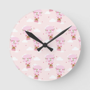 Reloj Redondo Mediano Globo aerostático de carpincho adorable