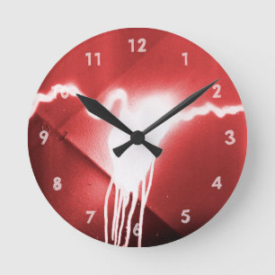 Reloj Redondo Mediano Graffiti pintado con aerosol en rojo metalizado