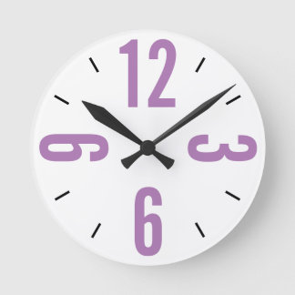 Reloj Redondo Mediano Grandes números modernos de púrpura y negro