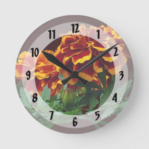 Reloj Redondo Mediano Grupo de Marigoldes Naranjas con consejos amarillo