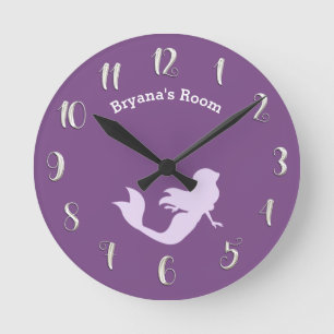 Reloj Redondo Mediano Habitación de Sirena Morada Personalizada con Nomb