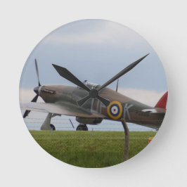 Reloj Redondo Mediano Hawker Hurricane Vista de Tres Cuartos
