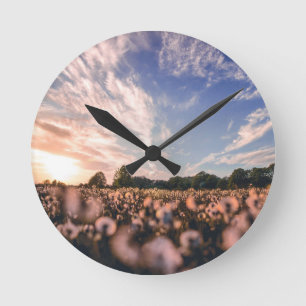 Reloj Redondo Mediano hermoso cielo sobre la llanura