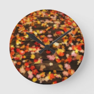 Reloj Redondo Mediano Hojas de arce de otoño de color rojo brillante