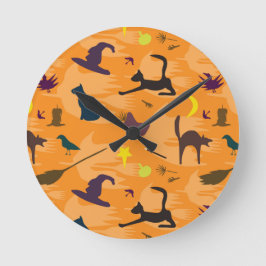 Reloj Redondo Mediano Hola Bruja - sin fisuras patrón de Halloween.
