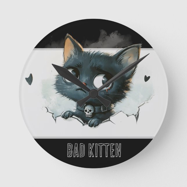 Reloj Redondo Mediano Ilustracion de Edgy Kitten - Texto "Gatito malo" (Anverso)