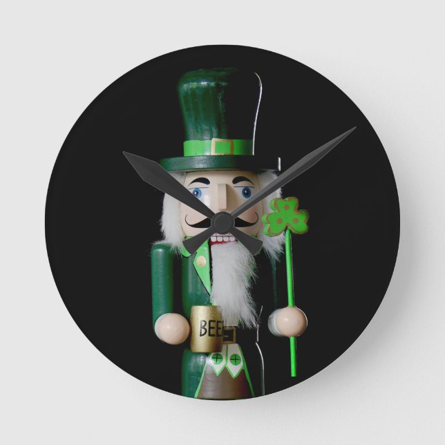 Reloj Redondo Mediano Irish Nutcracker (Anverso)
