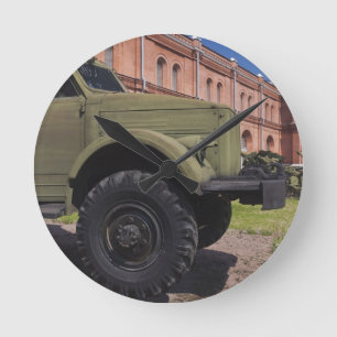 Reloj Redondo Mediano Isla Kronverksky, Museo de la Artillería, camión