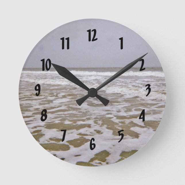 Reloj Redondo Mediano Islas de roble en Carolina del Norte (Anverso)