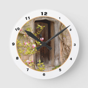 Reloj Redondo Mediano Jardín Magnolida y puerta secreta a tierra mágic
