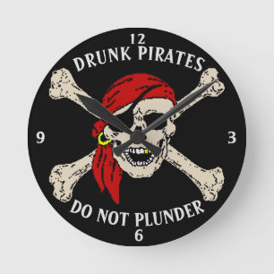 Reloj Redondo Mediano Jolly Roger Pirate Skull Huesos Rojos Banana