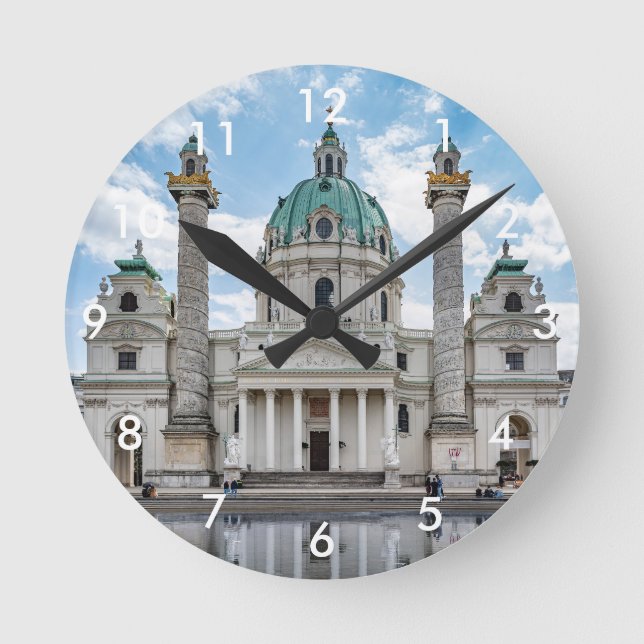 Reloj Redondo Mediano Karlfalche en Viena, Austria (Anverso)