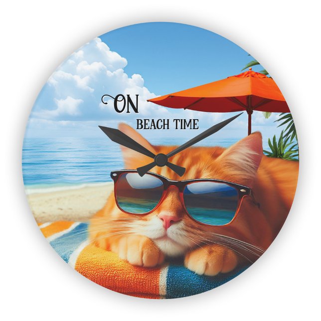 Reloj Redondo Mediano Kitty Snoozing en el verano de la playa (Wall clock featuring a colorful painting of a kitty snoozing on the beach)