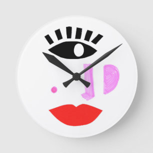 Reloj Redondo Mediano Labios rojos recortados cara moderna