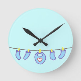 Reloj Redondo Mediano Lanza de niños es un chico! Personalizado