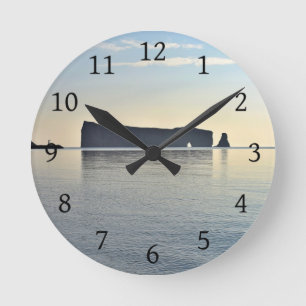 Reloj Redondo Mediano Le Rocher Perce Gaspesie Quebec Canada