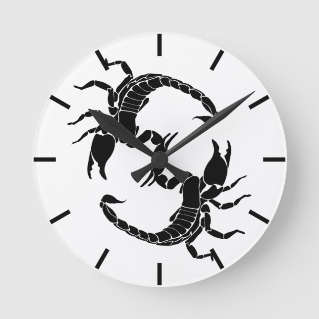 Reloj Redondo Mediano Letra negra y blanca S - Dos Scorpions (Anverso)