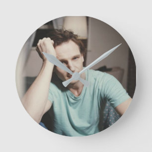 Reloj Redondo Mediano liam neeson young