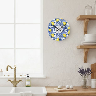 Reloj Redondo Mediano Limon Monograma de Acuarela Azul Patrón 