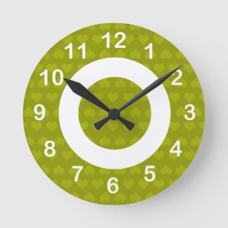Reloj Redondo Mediano Línea de corazones-verde Celery