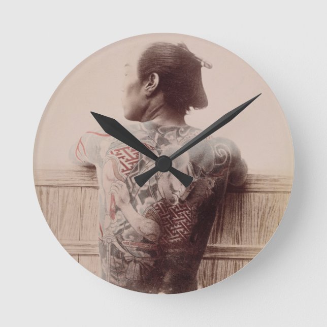 Reloj Redondo Mediano Los tatuajes del novio japonés, c.1880 (foto) (Anverso)
