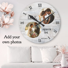 Reloj Redondo Mediano Love Grows in Time Rustic White Wood Wedding Photo
