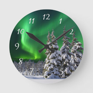 Reloj Redondo Mediano Luces boreales durante el invierno