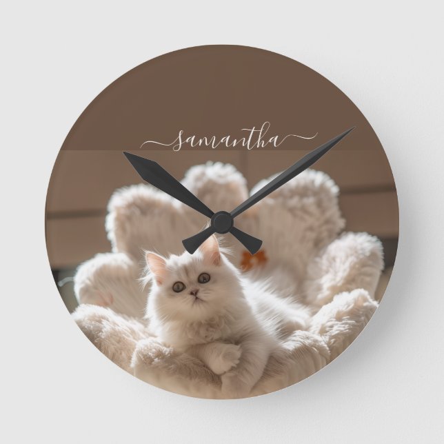 Reloj Redondo Mediano Majestic white cat lover (Anverso)
