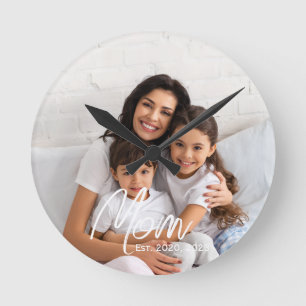 Reloj Redondo Mediano Mamá Estableció Foto Moderna en Letra Blanca