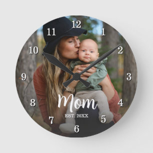 Reloj Redondo Mediano Mamá Estableció Tipografía de Escritura Foto Año E