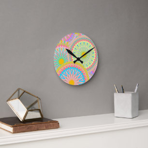 Reloj Redondo Mediano Mándala superpuesto rosa azul amarillo menta púrpu